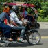 Spotkanie na Przeleczy Zlot w Himalajach Pierwszy Etap - 21 Motocykl z przedzialem sypialnym w Indiach